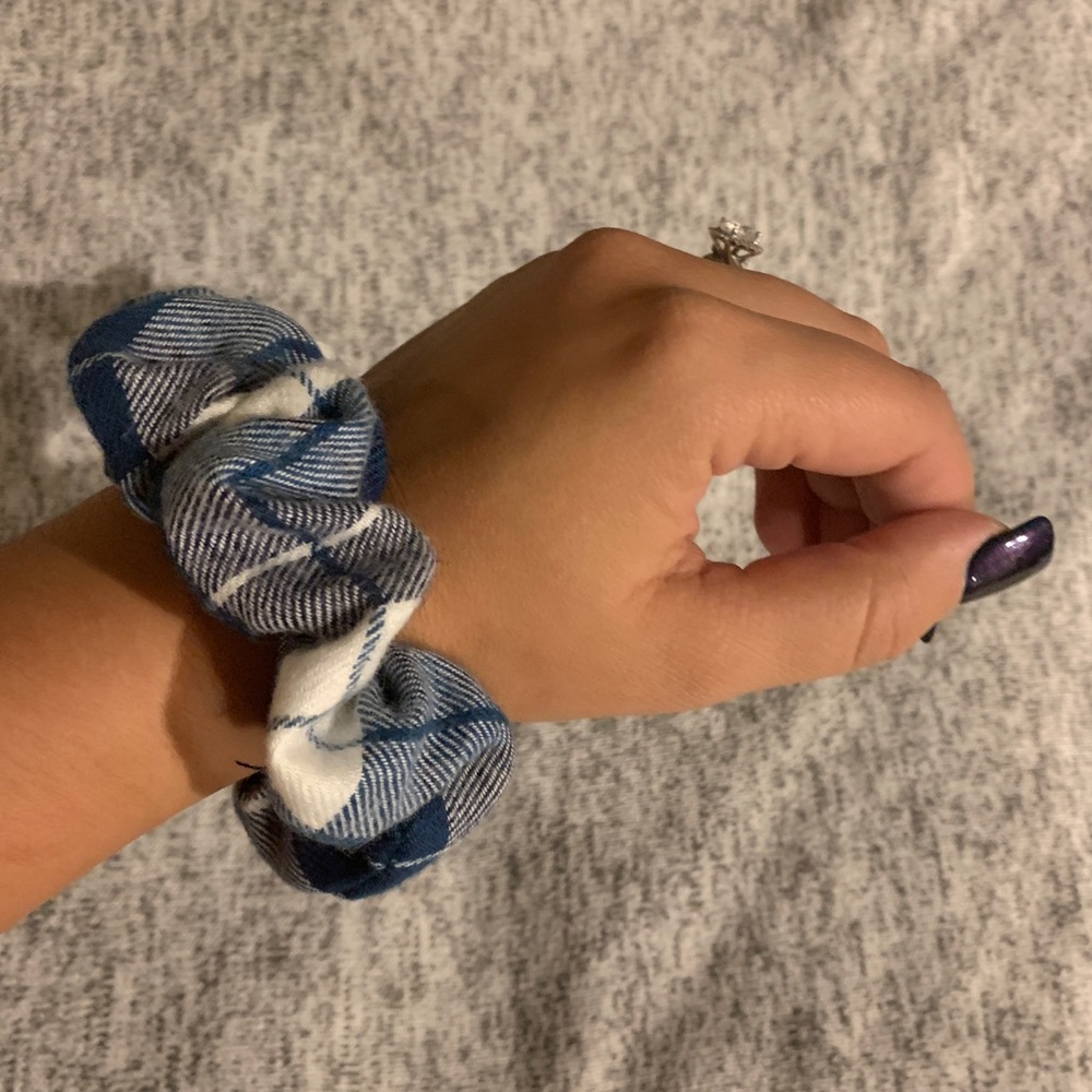 Blue Flannel Dream Scrunch